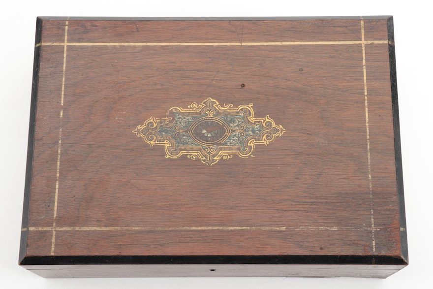 English 19th-Century Walnut Burl with Inlay Writing Desk, circa 1850s-1870s