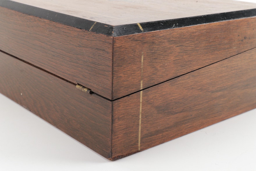 English 19th-Century Walnut Burl with Inlay Writing Desk, circa 1850s-1870s