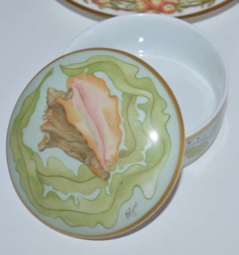 Kaiser Porcelain Conch Shell Trinket Box